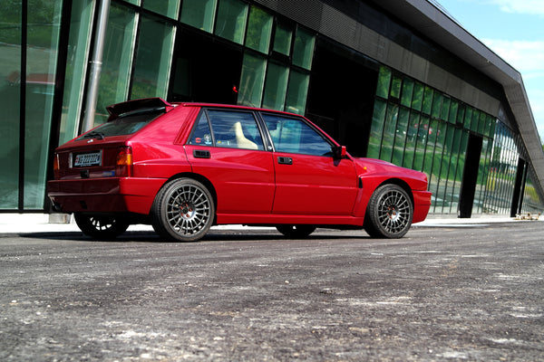 Lancia Delta HF integrale Dealers Collection unique car sold by Speedshop.ch