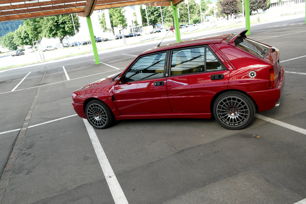 Lancia Delta HF integrale Dealers Collection unique car sold by Speedshop.ch